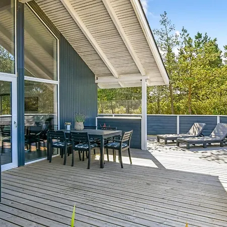 Gundrath - 1-4km From The Sea By Interhome *