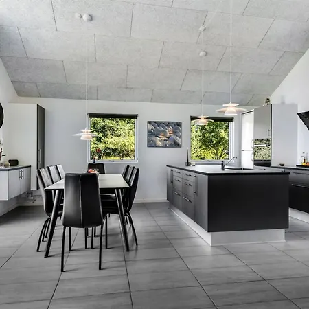 Gundrath - 1-4km From The Sea By Interhome